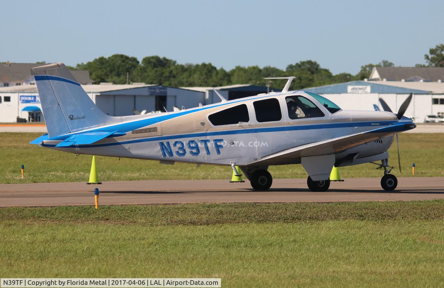 N39TF, 1976 Beech F33A Bonanza C/N CE-636, Beech F33A