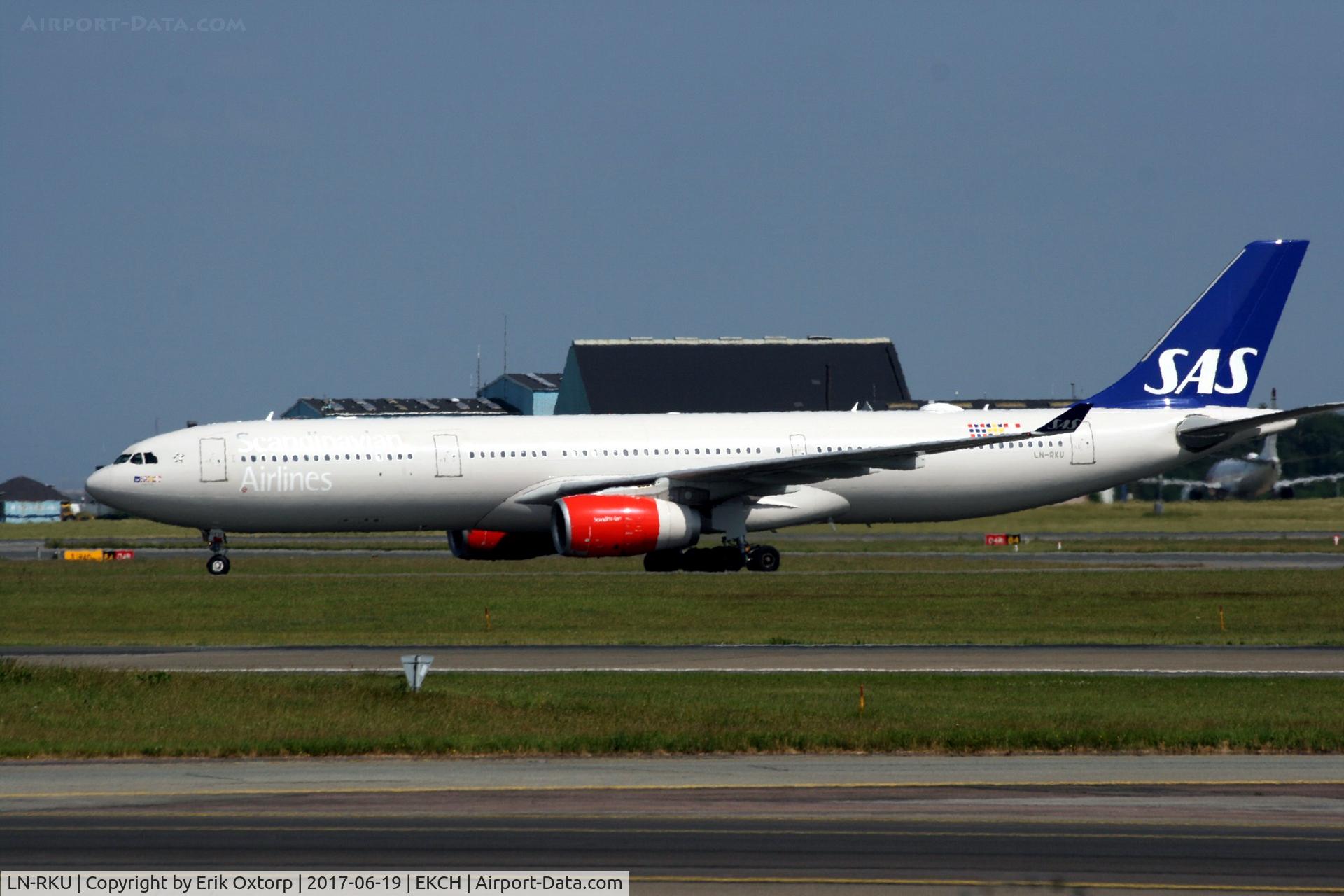 LN-RKU, 2016 Airbus A330-343 C/N 1715, LN-RKU landed rw 22L