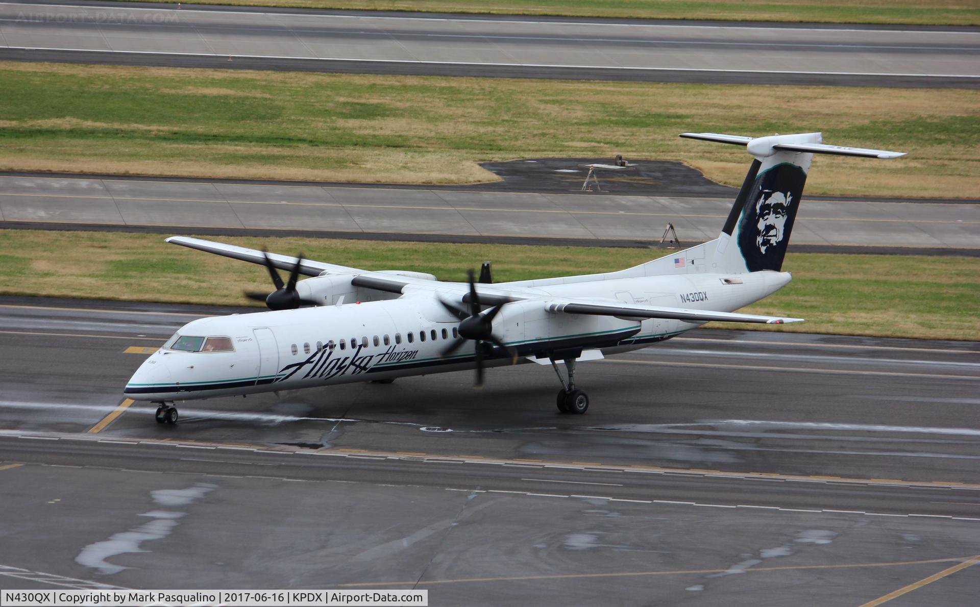 N430QX, 2007 Bombardier DHC-8-402 Dash 8 C/N 4163, DHC-8-402