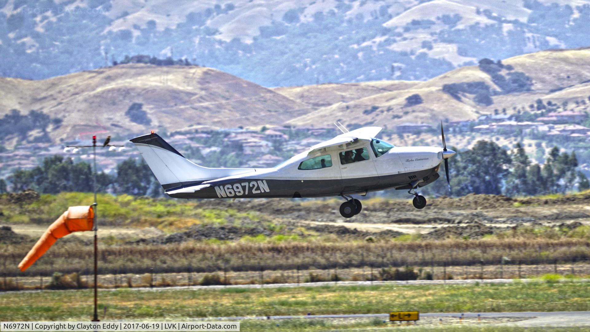 N6972N, 1979 Cessna T210N Turbo Centurion C/N 21063181, Livermore Airport California 2017.