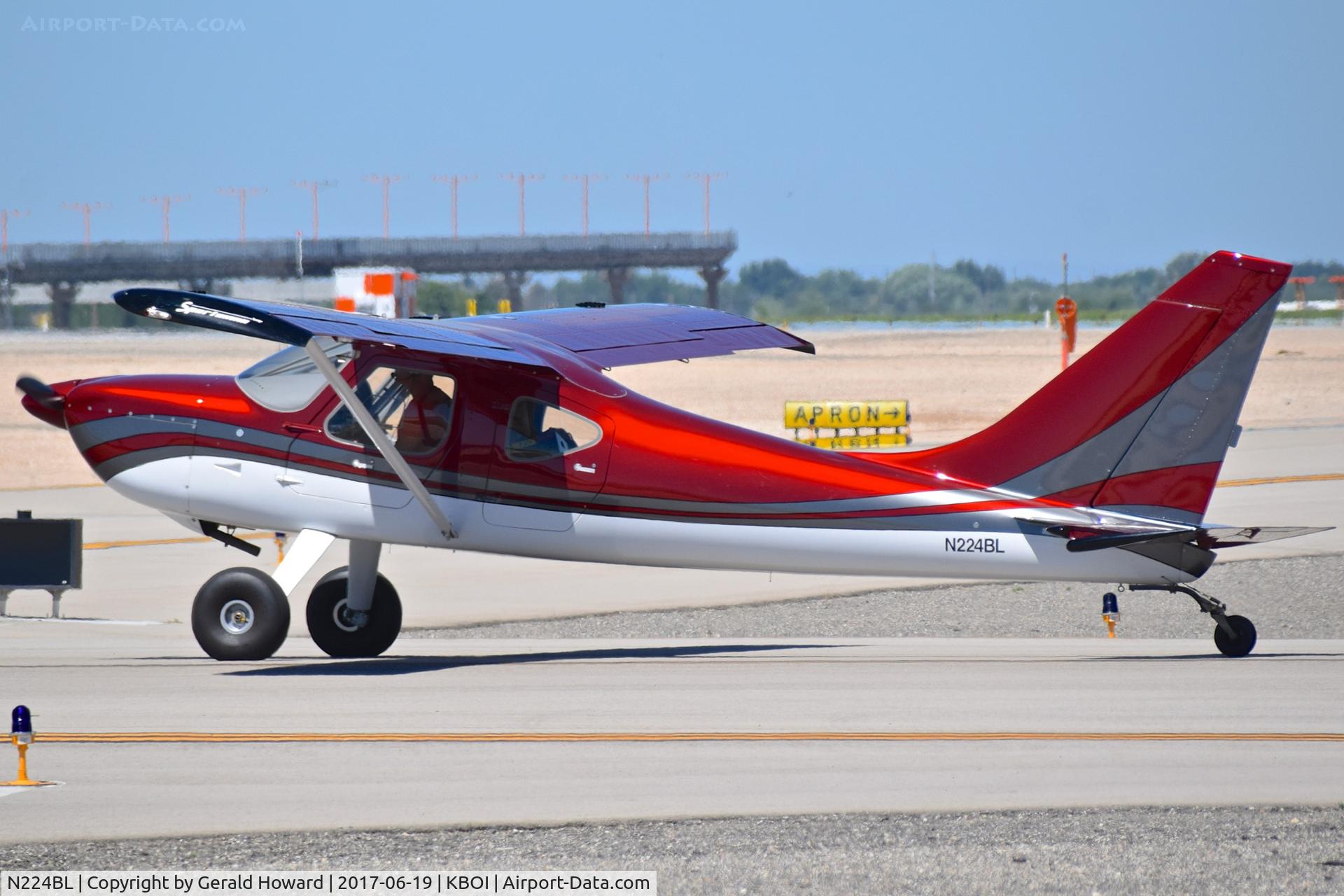 N224BL, 2013 Glasair GS-2 Sportsman C/N 7394, Leaving the north GA ramp.