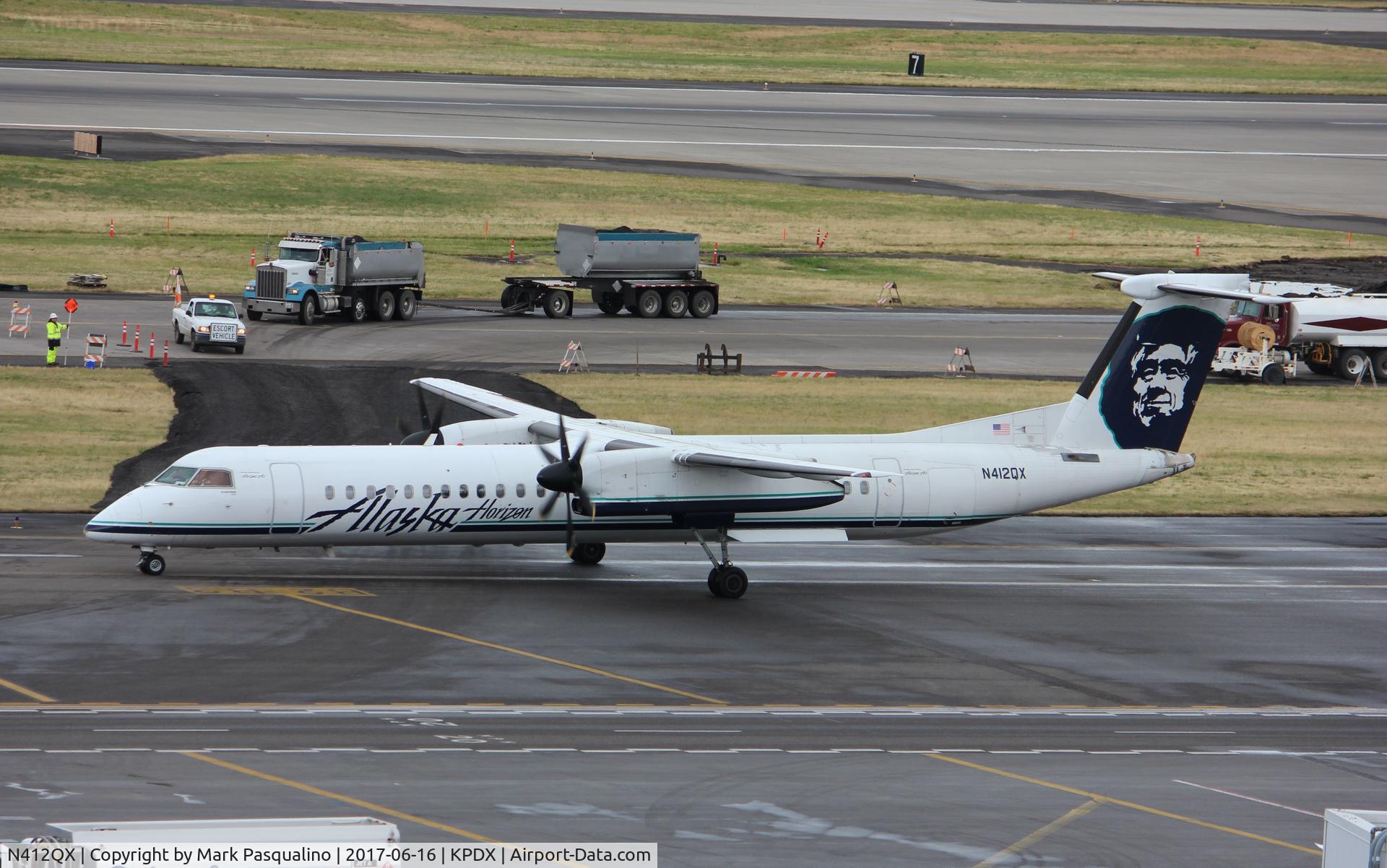 N412QX, 2002 Bombardier DHC-8-402 Dash 8 C/N 4059, DHC-8-402