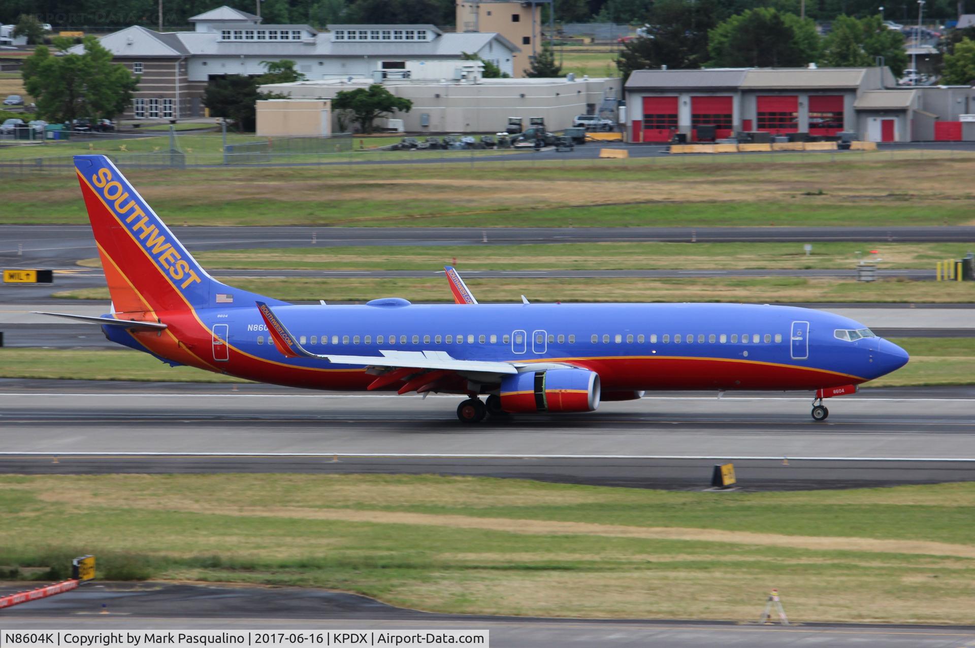 N8604K, 2012 Boeing 737-8H4 C/N 39883, Boeing 737-800