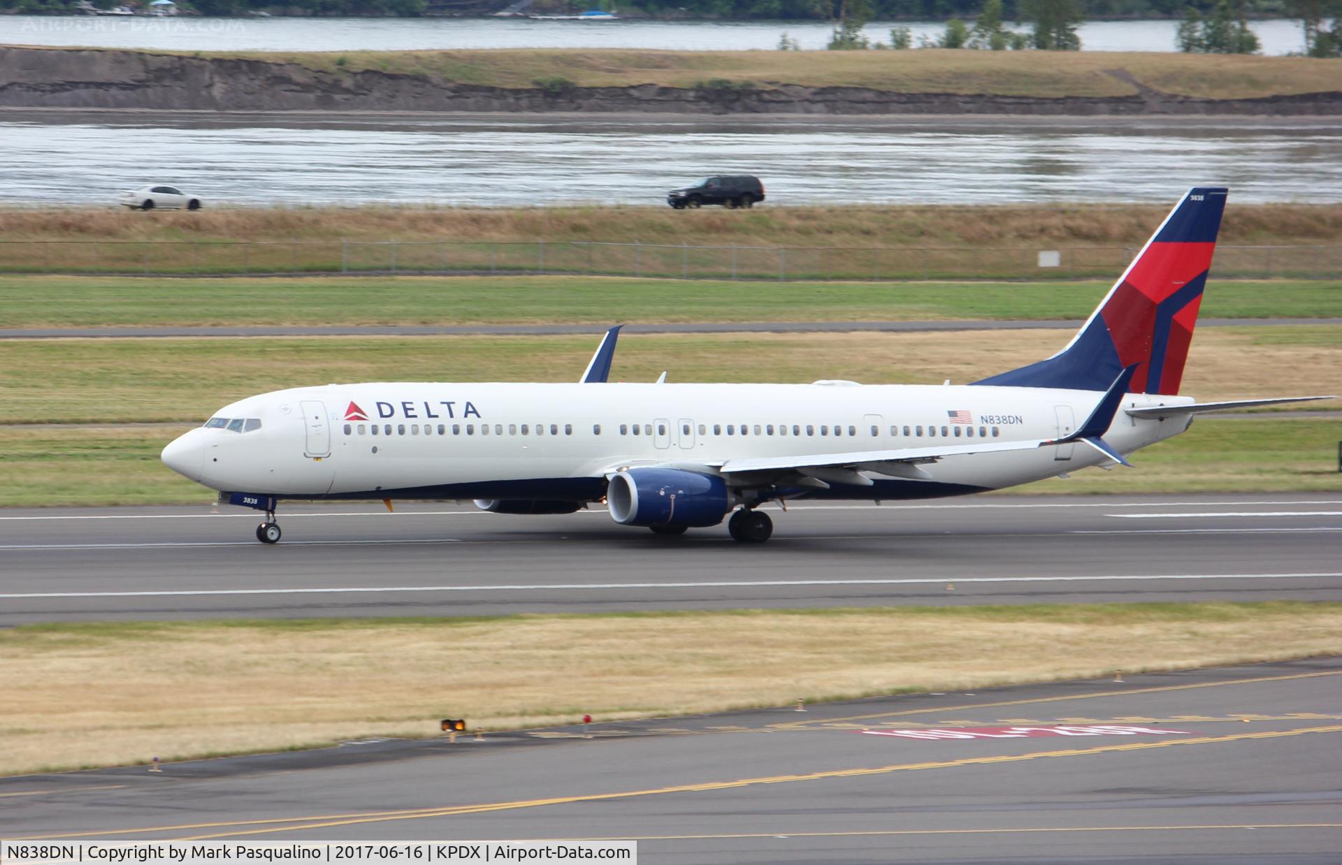 N838DN, 2015 Boeing 737-932/ER C/N 31949, Boeing 737-900ER