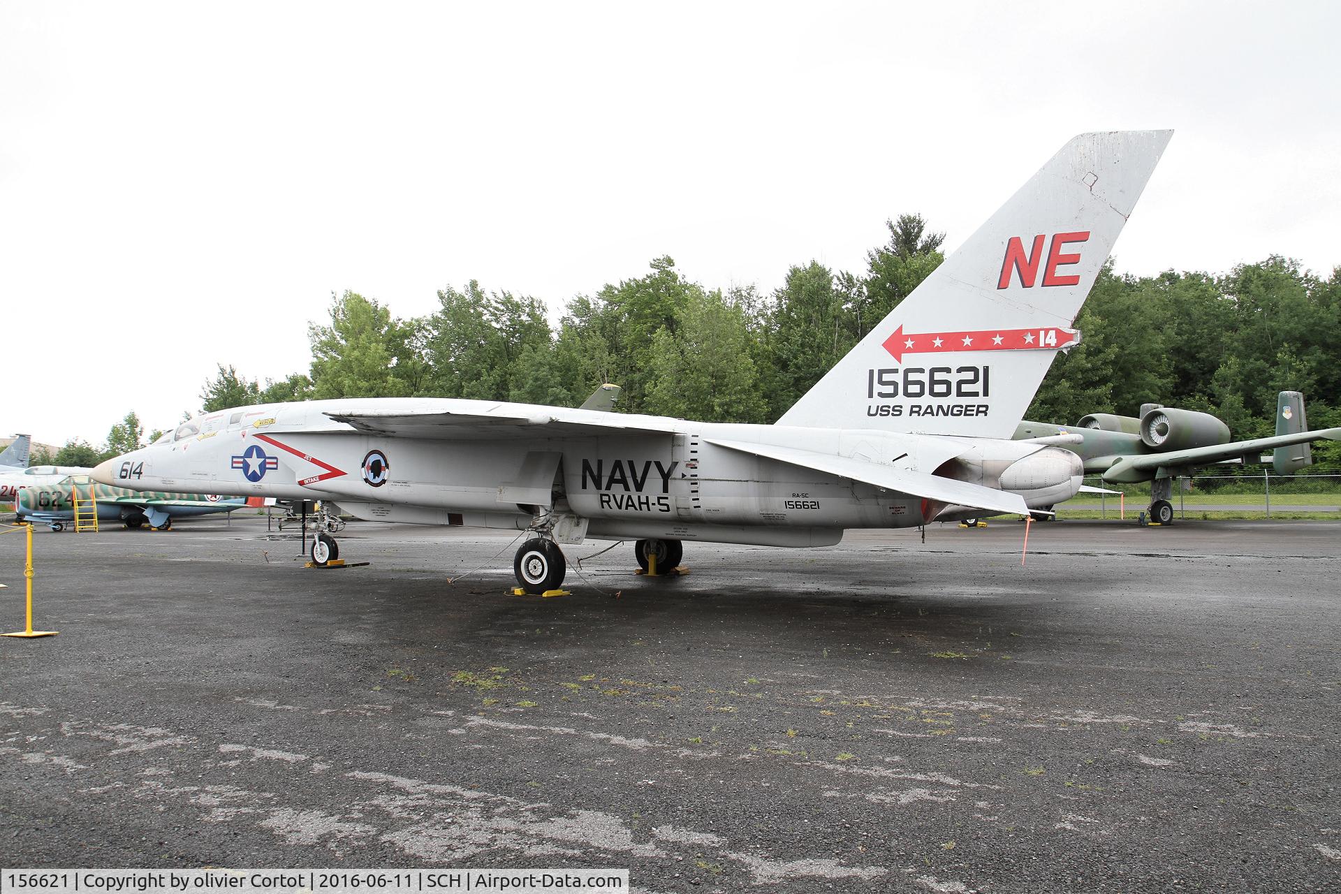 156621, North American RA-5C Vigilante C/N NR316-14, beautiful airplane