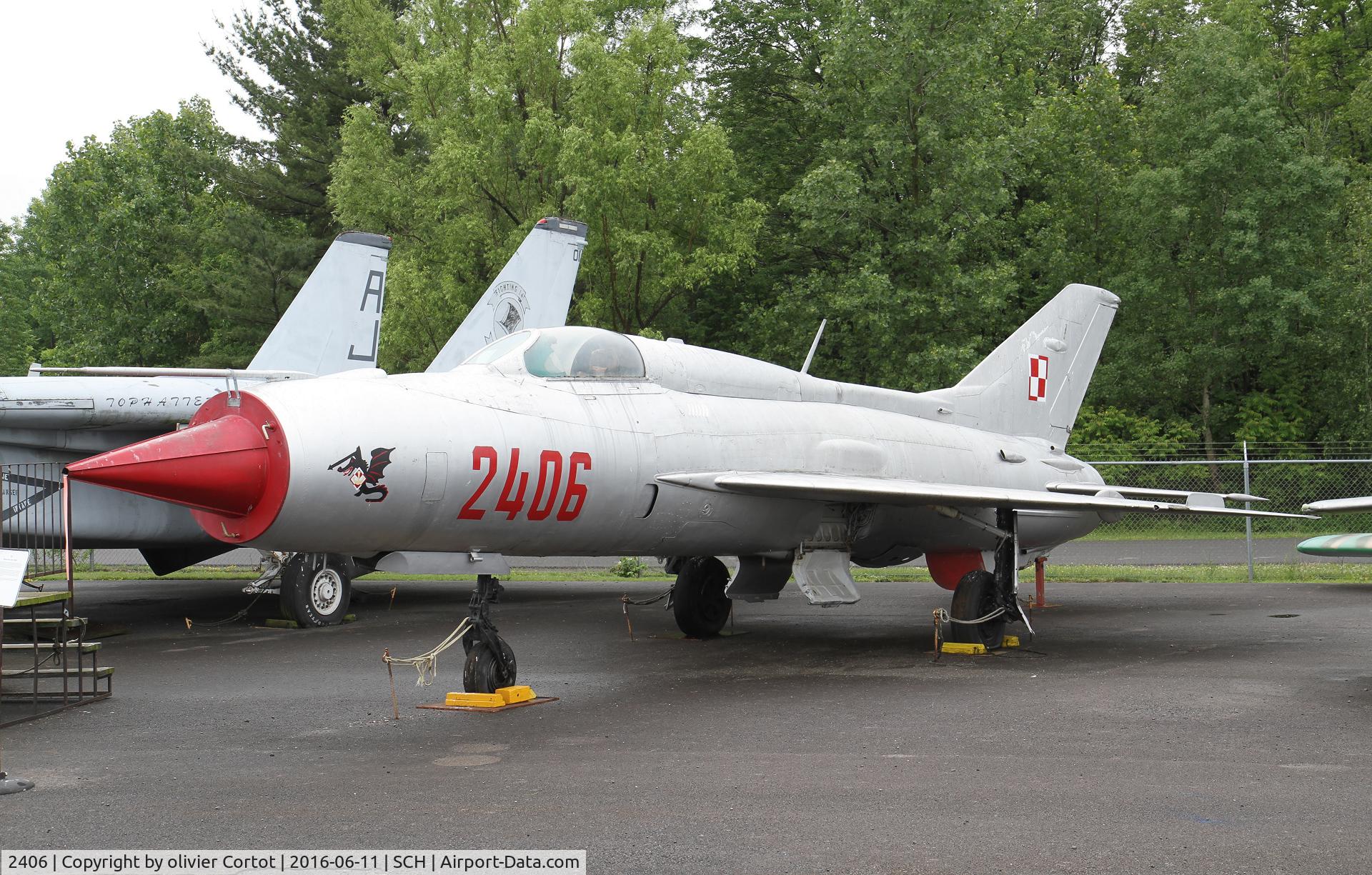 2406, Mikoyan-Gurevich MiG-21PF C/N 762406, Ex polish air force