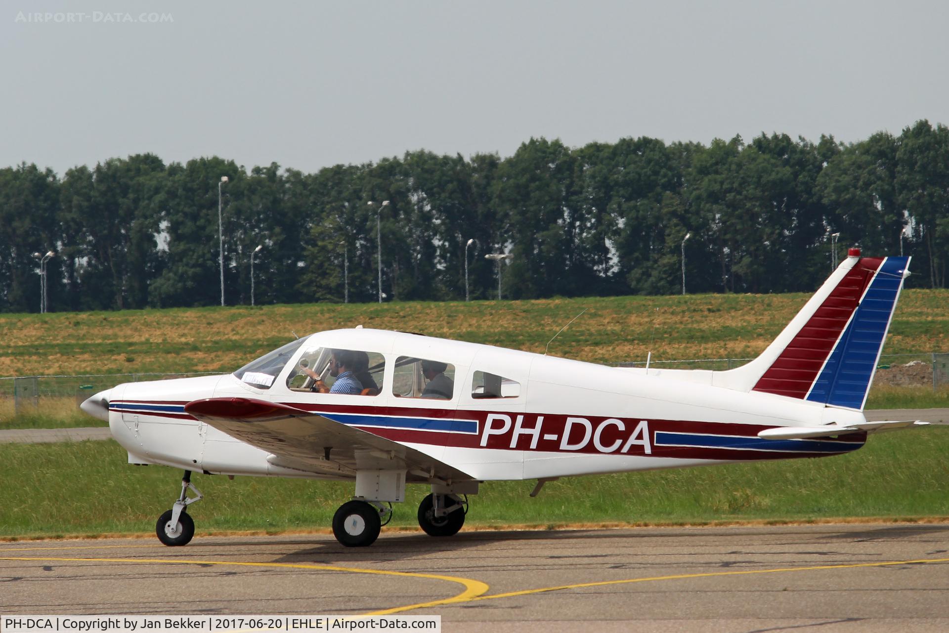 PH-DCA, Piper PA-28-161 Warrior II C/N 28-7816149, Lelystad Airport