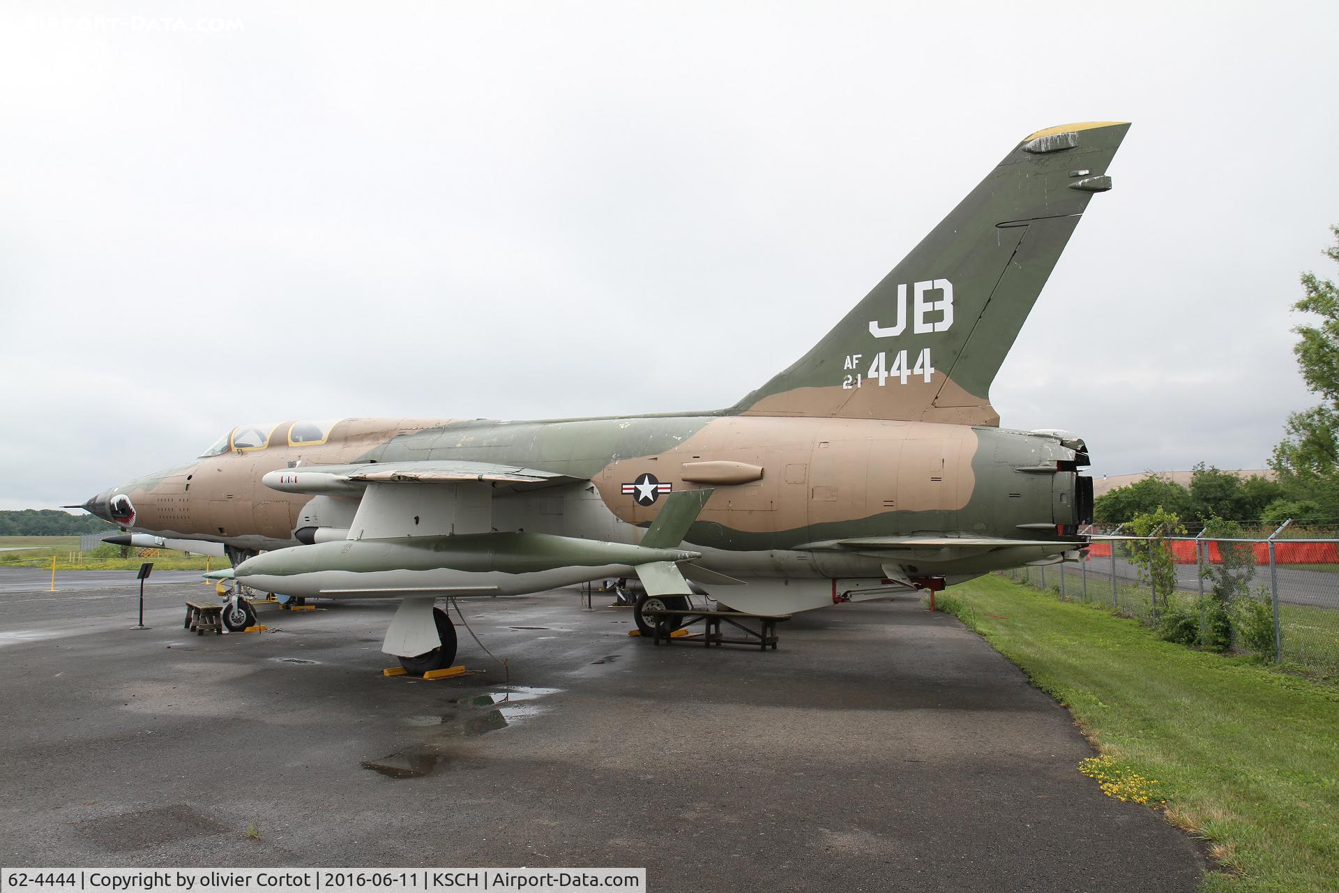 62-4444, 1962 Republic F-105G Thunderchief C/N F033, rear view