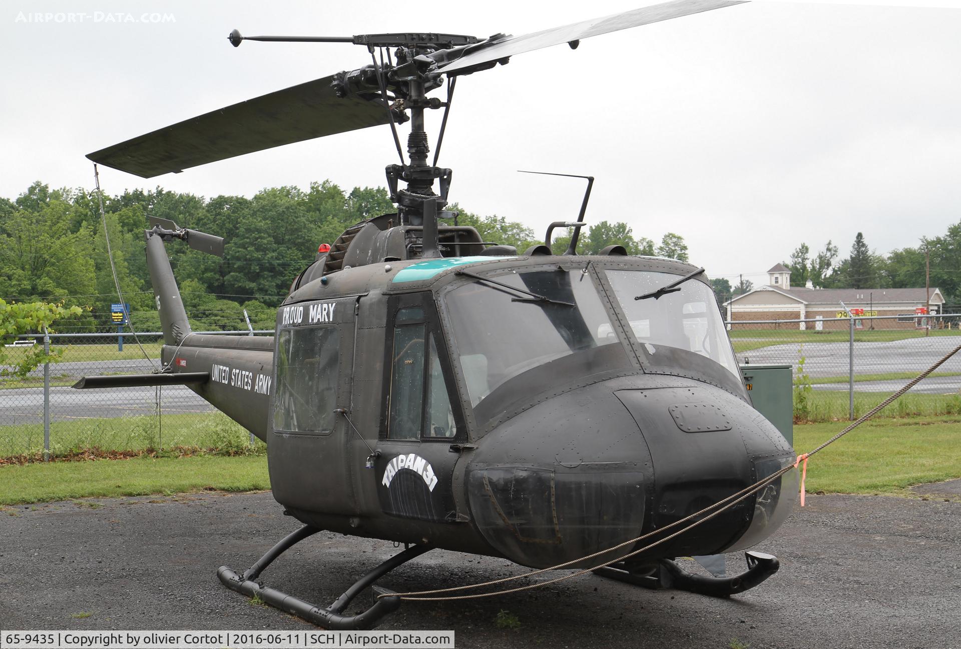 65-9435, 1965 Bell UH-1C Iroquois C/N 1335, front view