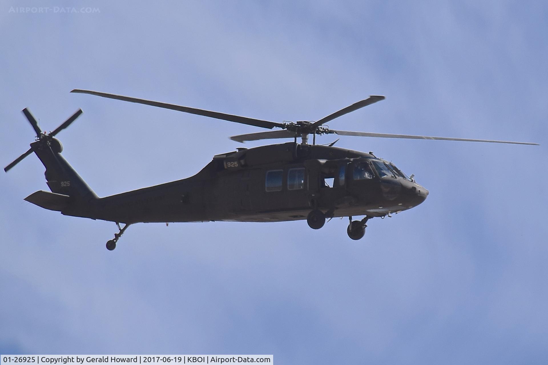 01-26925, 2001 Sikorsky UH-60L Black Hawk C/N inknown, Departing BOI.  1-183rd AVN BN, Idaho Army National Guard.