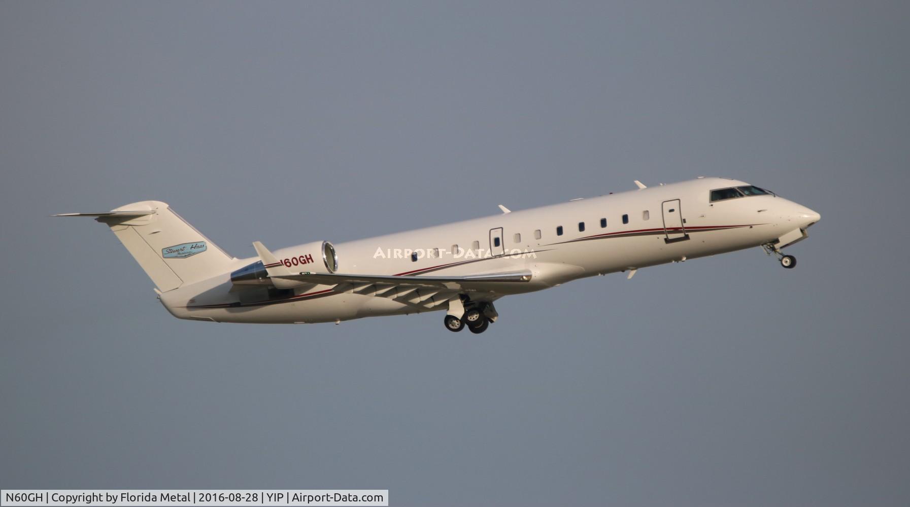 N60GH, 1998 Bombardier CRJ-200ER (CL-600-2B19) C/N 7274, Stewart Haas Racing