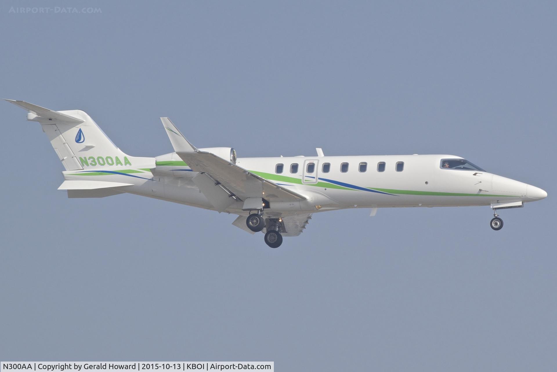 N300AA, 2005 Learjet 45 C/N 45-285, On final for RWY 10R.