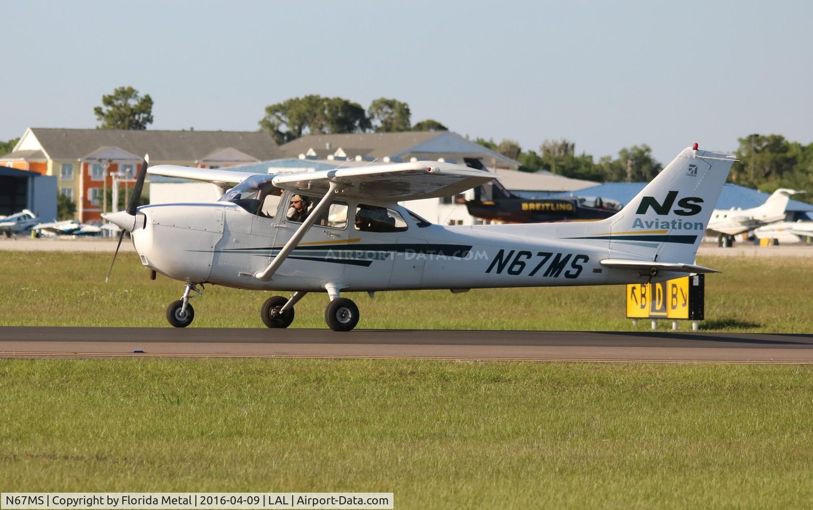 N67MS, 2001 Cessna 172S C/N 172S8993, Cessna 172S