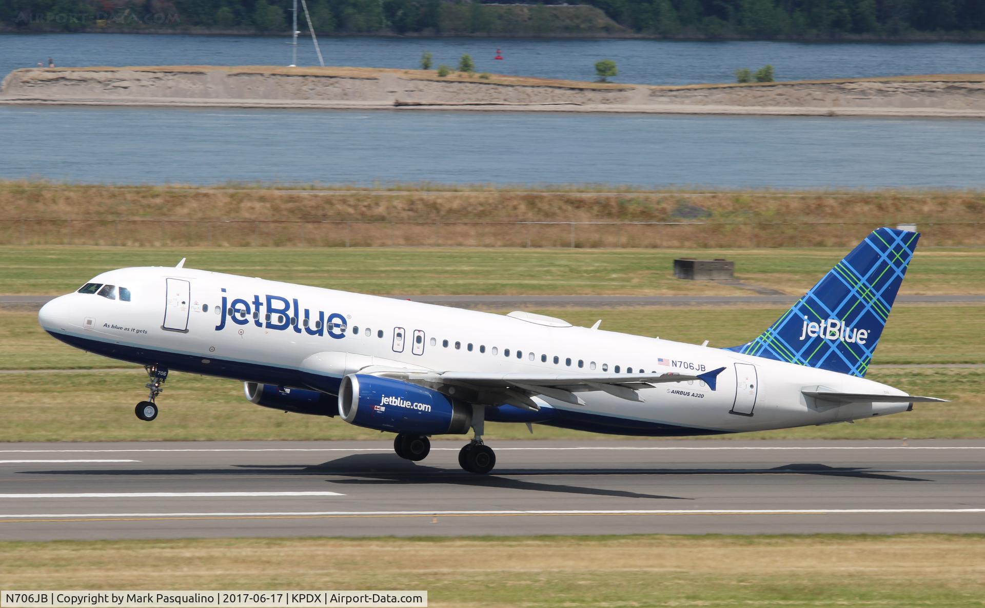 N706JB, 2008 Airbus A320-232 C/N 3451, Airbus A320