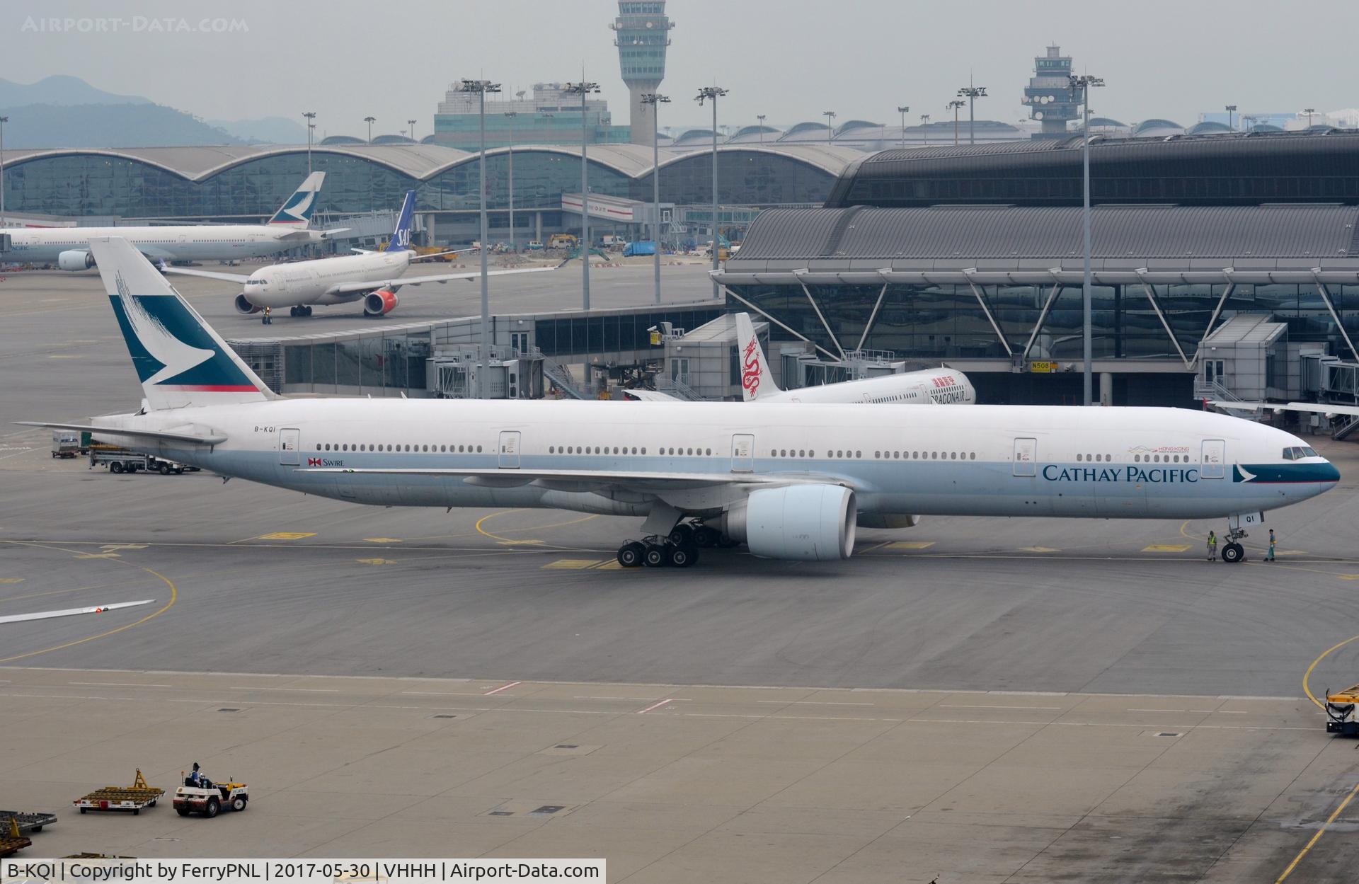 B-KQI, 2013 Boeing 777-367/ER C/N 41429, Cathay B773 for departure