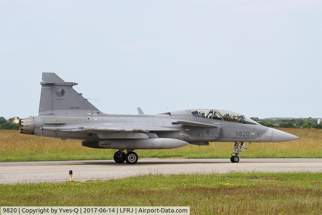 9820, 2005 Saab JAS-39D Gripen C/N 39820, Saab JAS-39D Gripen, Taxiing to flight-line, Landivisiau Naval Air Base (LFRJ) Tiger Meet 2017