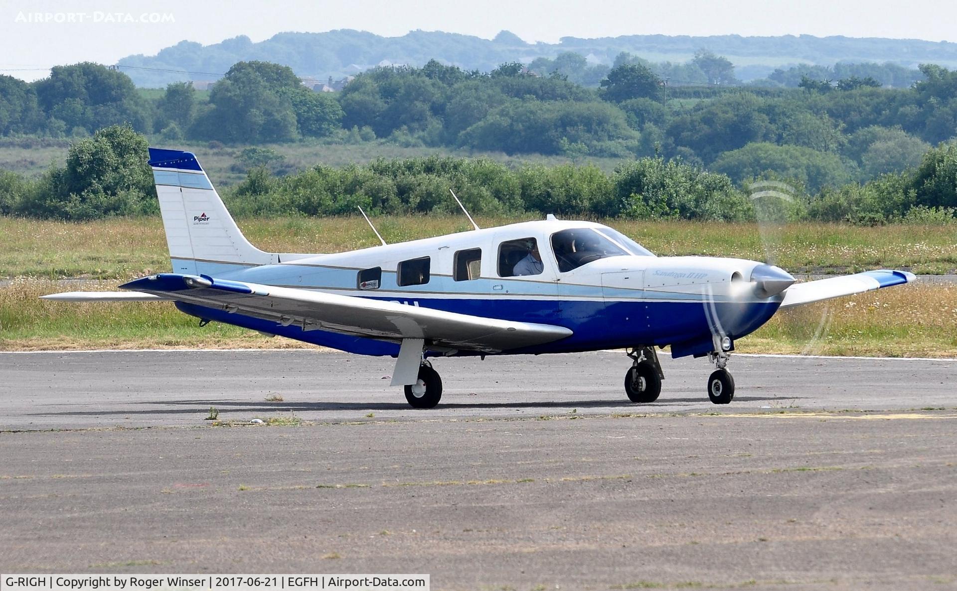 G-RIGH, 1998 Piper PA-32R-301 Saratoga II HP C/N 3246123, Visiting Saratoga.