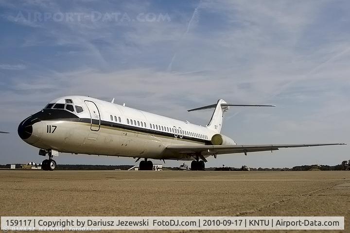 159117, 1973 McDonnell Douglas C-9B Skytrain II C/N 47581, C-9B Skytrain 159117 JU from VR-56 Globemasters' NAS Norfolk, VA