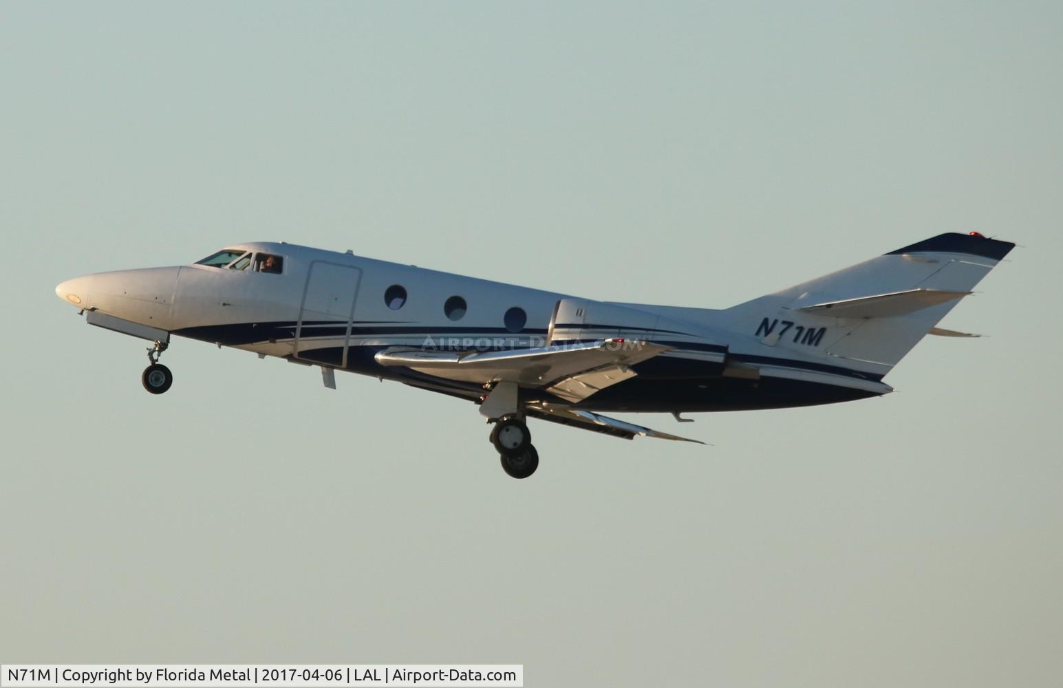 N71M, 1976 Dassault Falcon 10 C/N 88, Falcon 10