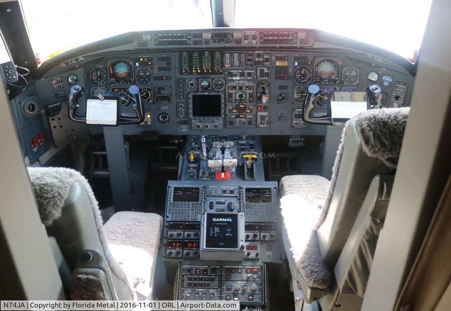 N74JA, 1982 Canadair Challenger 600S (CL-600-1A11) C/N 1060, Challenger 600