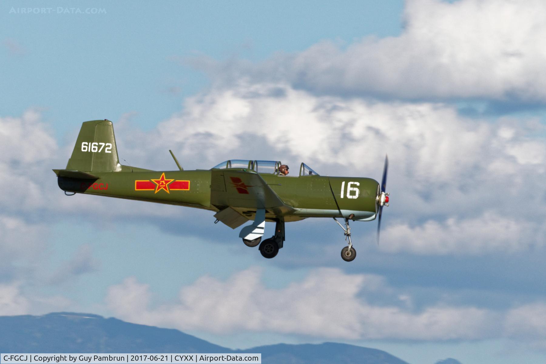 C-FGCJ, 1989 Nanchang CJ-6A C/N 4632022, Landing