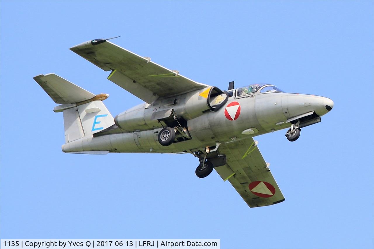 1135, Saab 105OE C/N 105435, Saab 105OE, On final rwy 08, Landivisiau Naval Air Base (LFRJ) Tiger Meet 2017