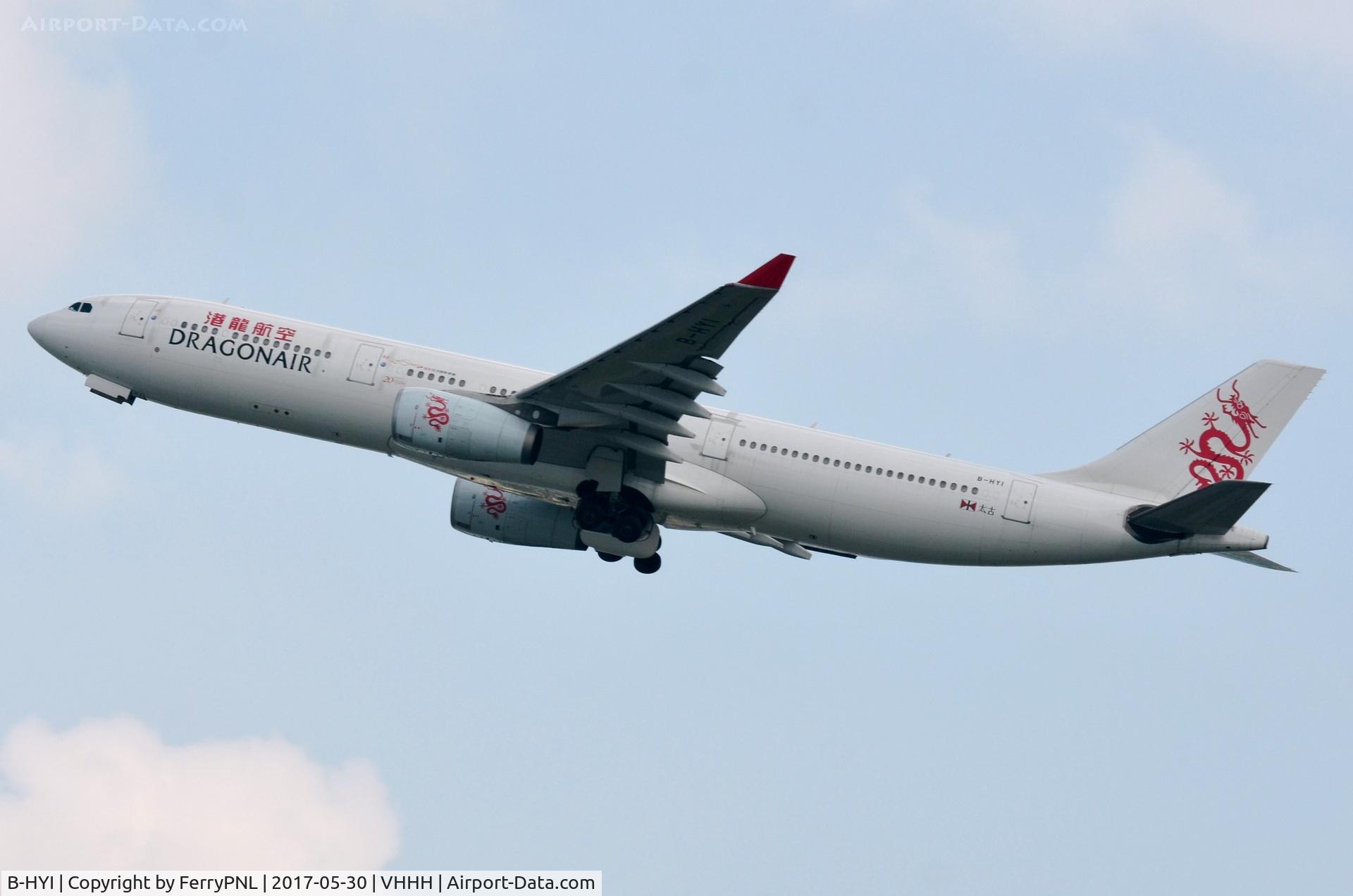 B-HYI, 2002 Airbus A330-343 C/N 479, Dragonair A333 departing