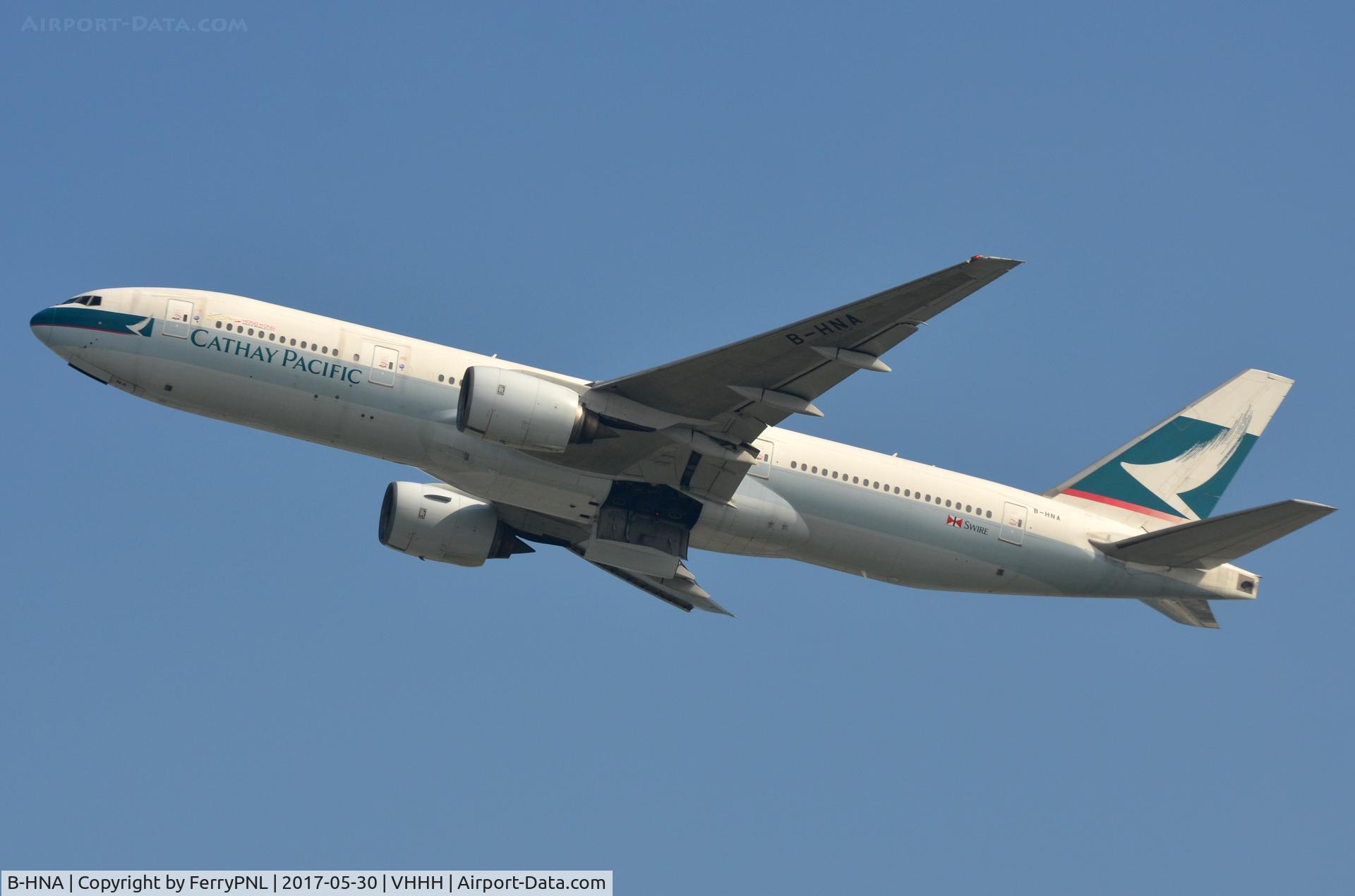 B-HNA, 1995 Boeing 777-267 C/N 27265, Cathay Pacific B772 lifting off.
