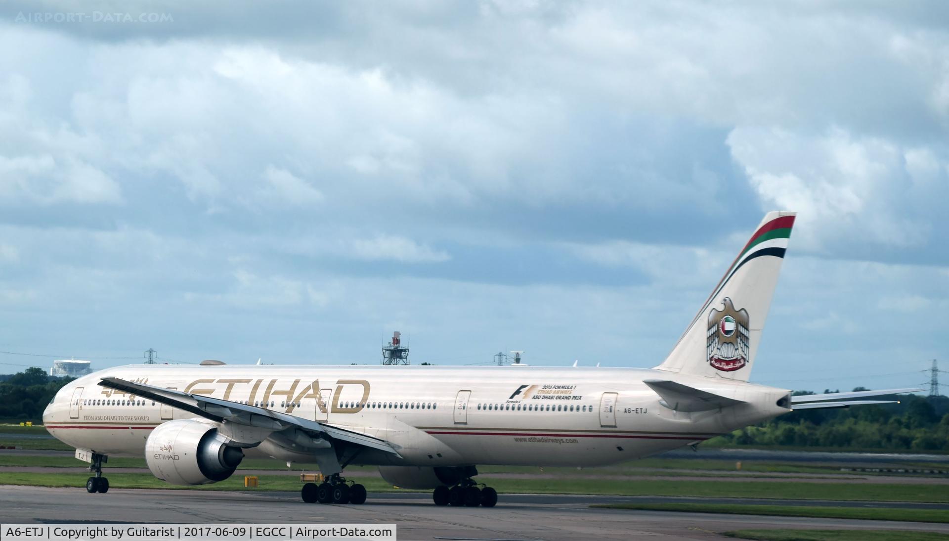 A6-ETJ, 2012 Boeing 777-3FX/ER C/N 39685, At Manchester