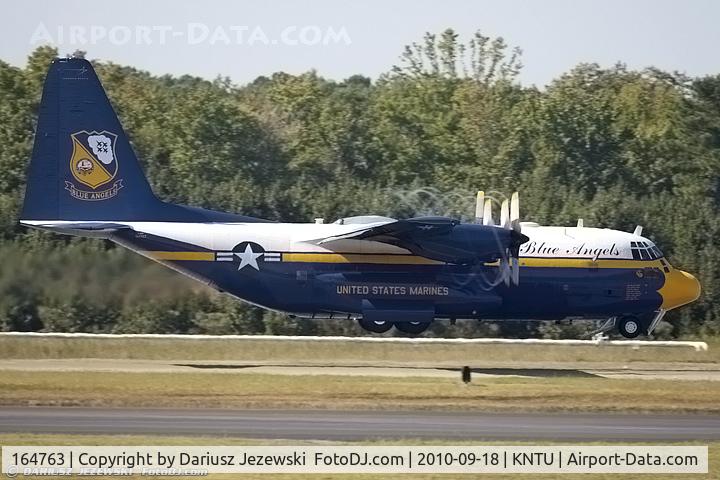 164763, 1992 Lockheed C-130T Hercules C/N 382-5258, C-130T Hercules 164763 Fat Albert from Blue Angels Demo Team NAS Pensacola, FL