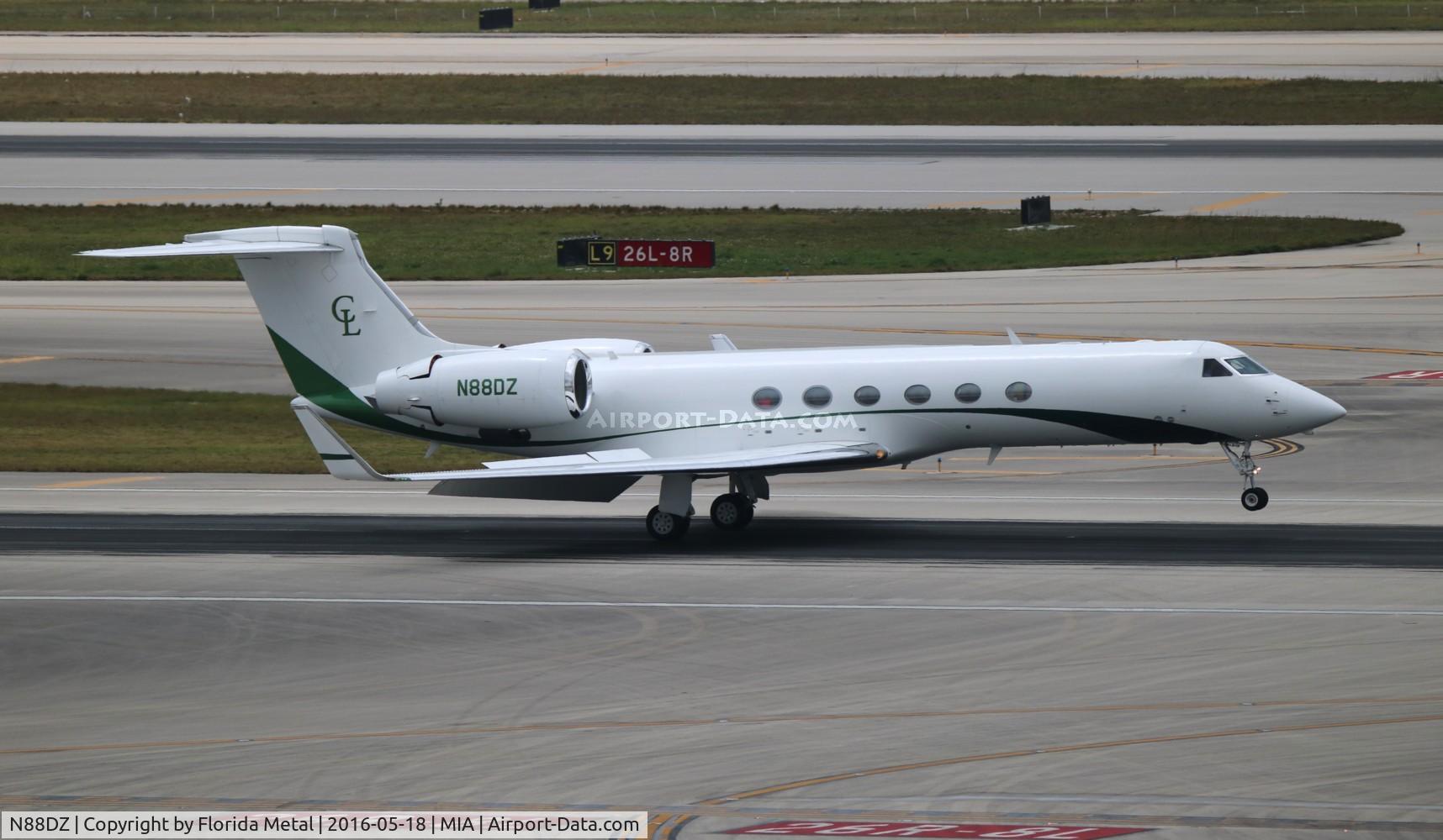 N88DZ, 2000 Gulfstream Aerospace G-V C/N 612, Gulfstream V