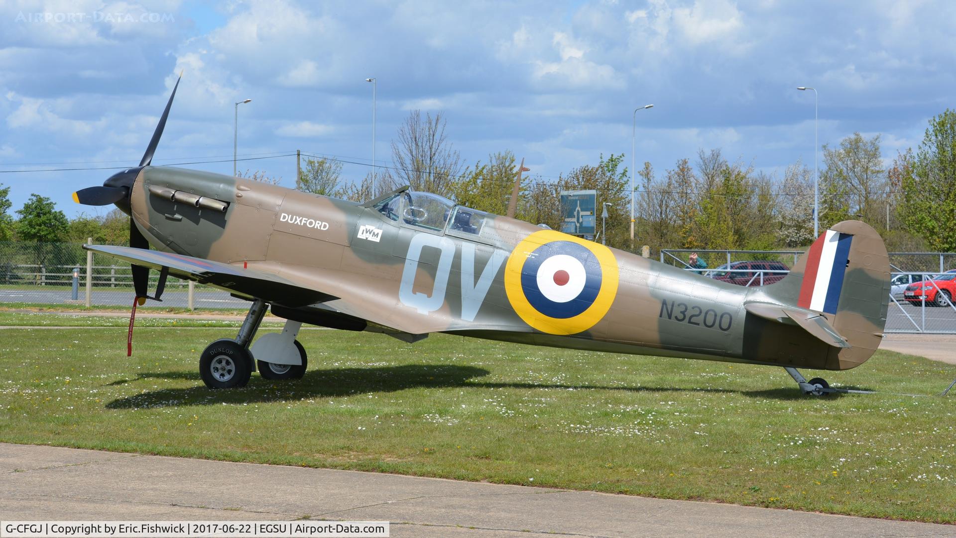 G-CFGJ, 1939 Supermarine Spitfire 1 C/N 441, 1. N3200 at The Imperial War Museum, Duxford.