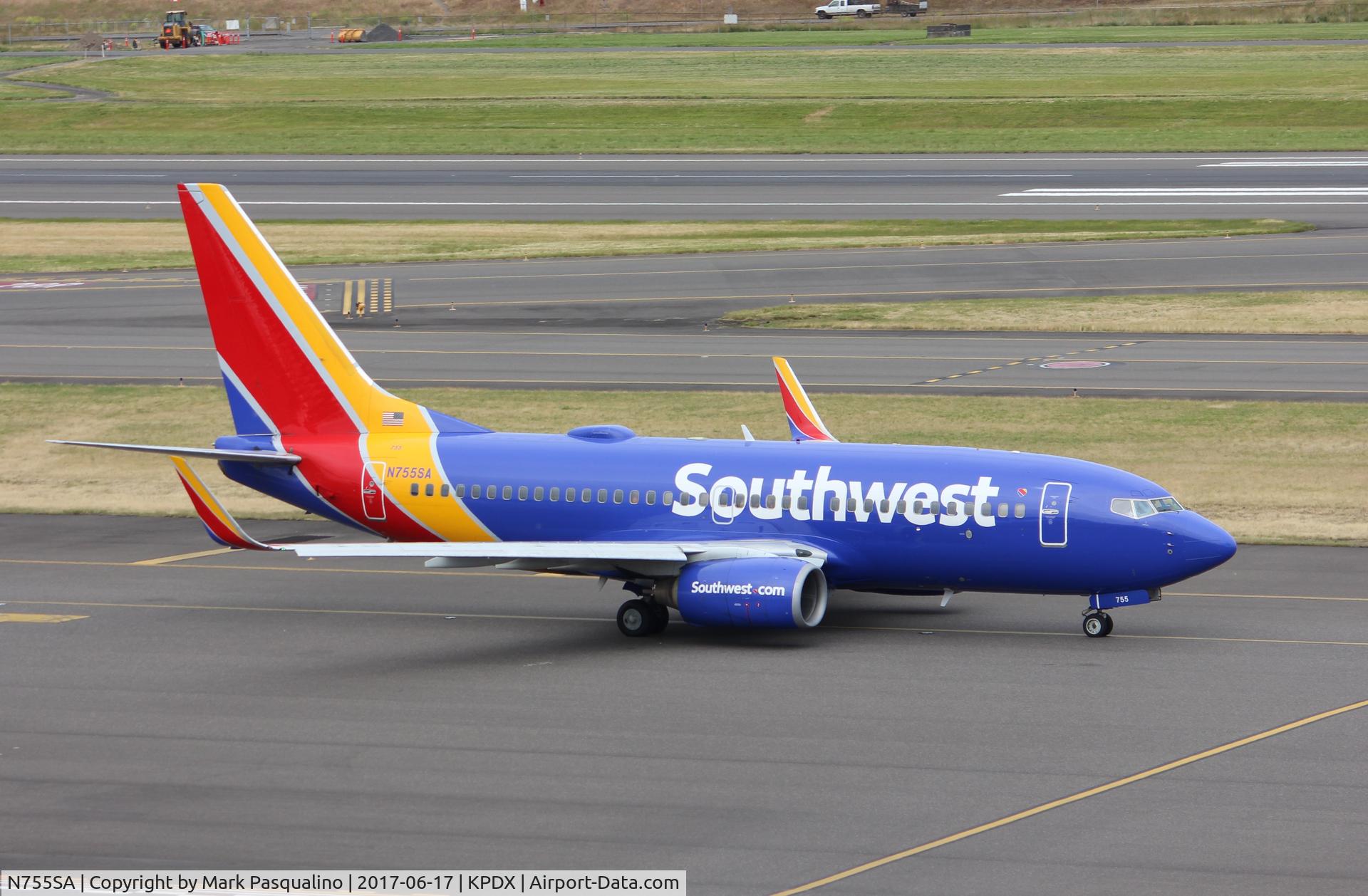 N755SA, 1999 Boeing 737-7H4 C/N 27871, Boeing 737-700