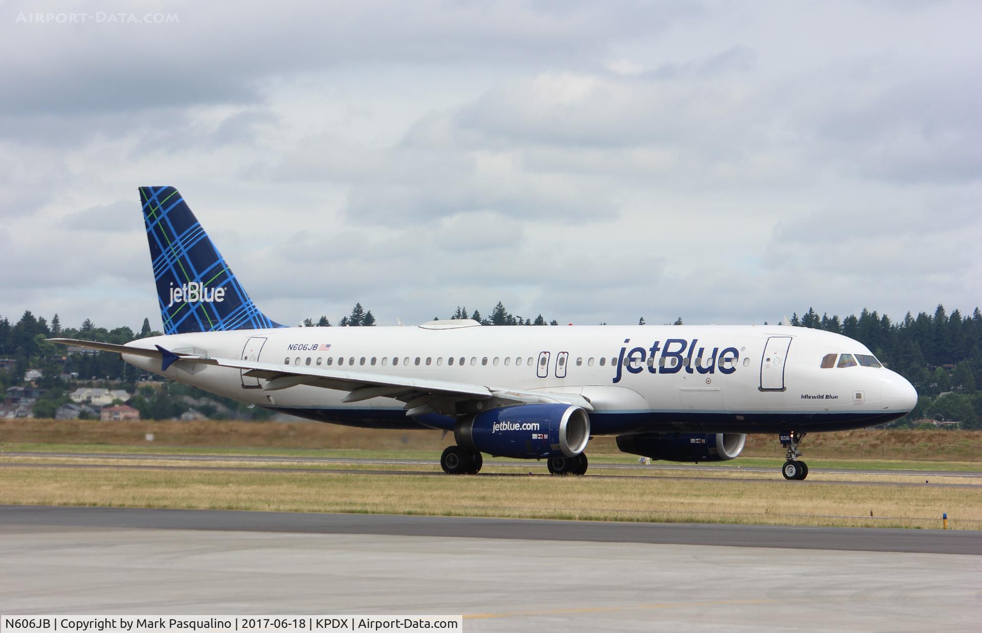 N606JB, 2005 Airbus A320-232 C/N 2384, Airbus A320