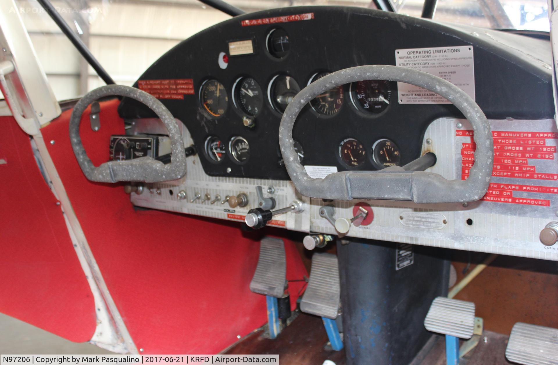 N97206, 1946 Universal Stinson 108 C/N 108-206, Stinson 108