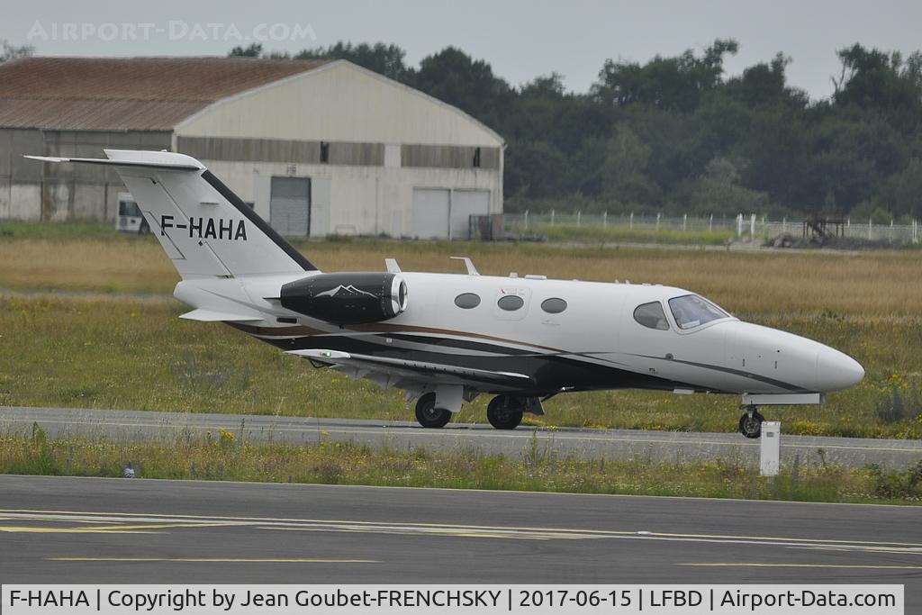 F-HAHA, 2012 Cessna 510 Citation Mustang Citation Mustang C/N 510-0405, NYCO SAS to parking Lima