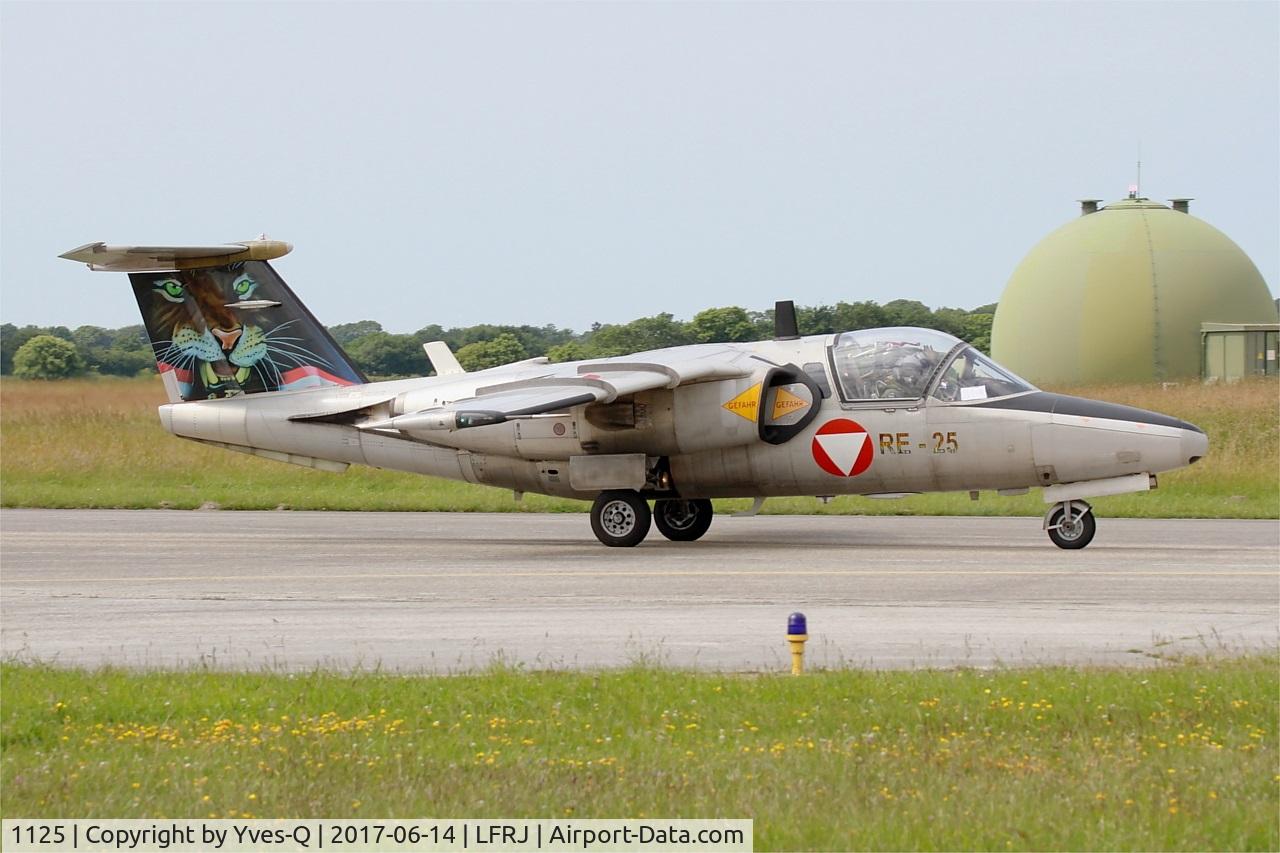 1125, Saab 105OE C/N 105425, Saab 105OE, Taxiing to flight line, Landivisiau Naval Air Base (LFRJ) Tiger Meet 2017