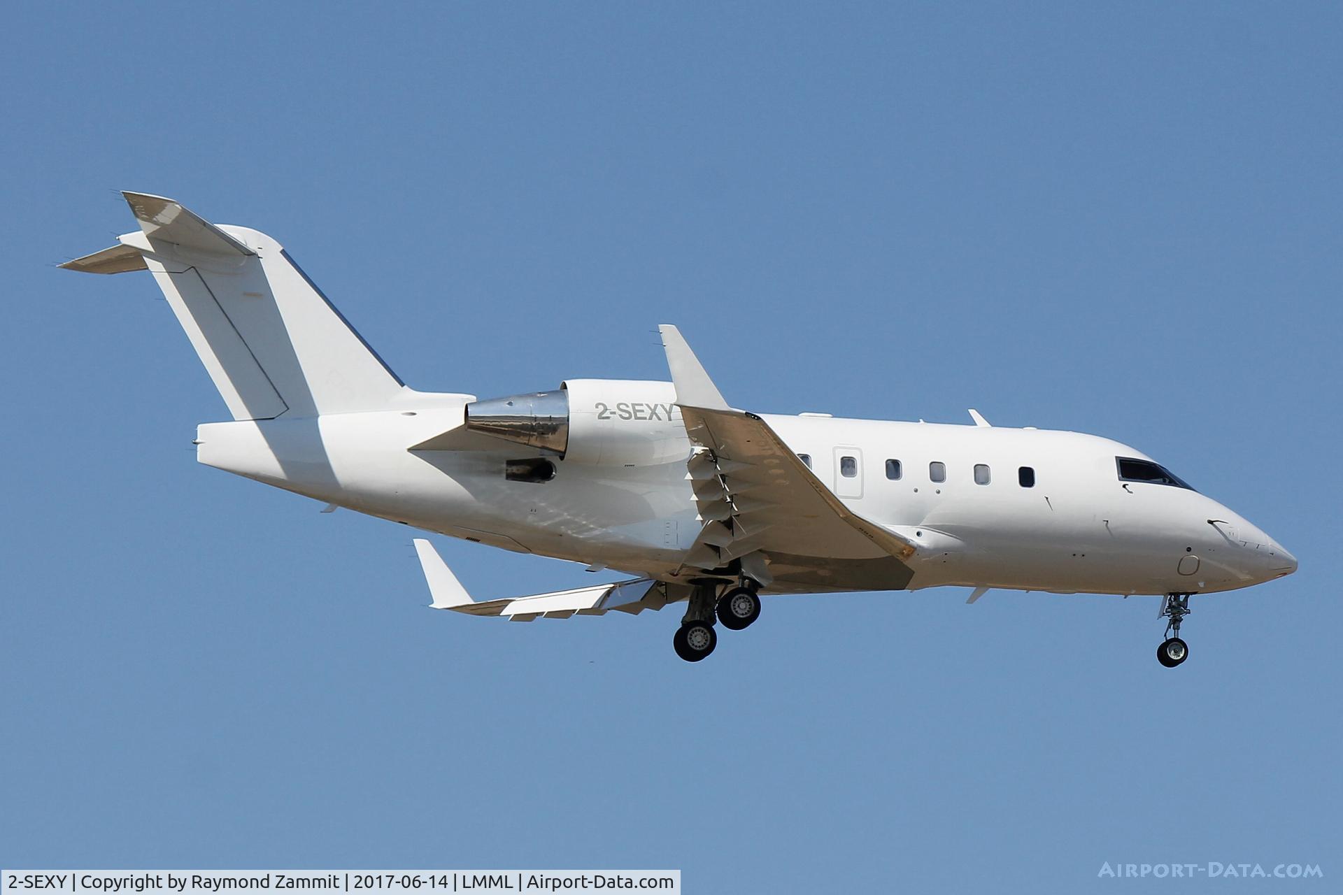 2-SEXY, 1997 AgustaWestland A-109E Power C/N 11010, Bombardier Challenger 601 CL-600-B216 2-SEXY