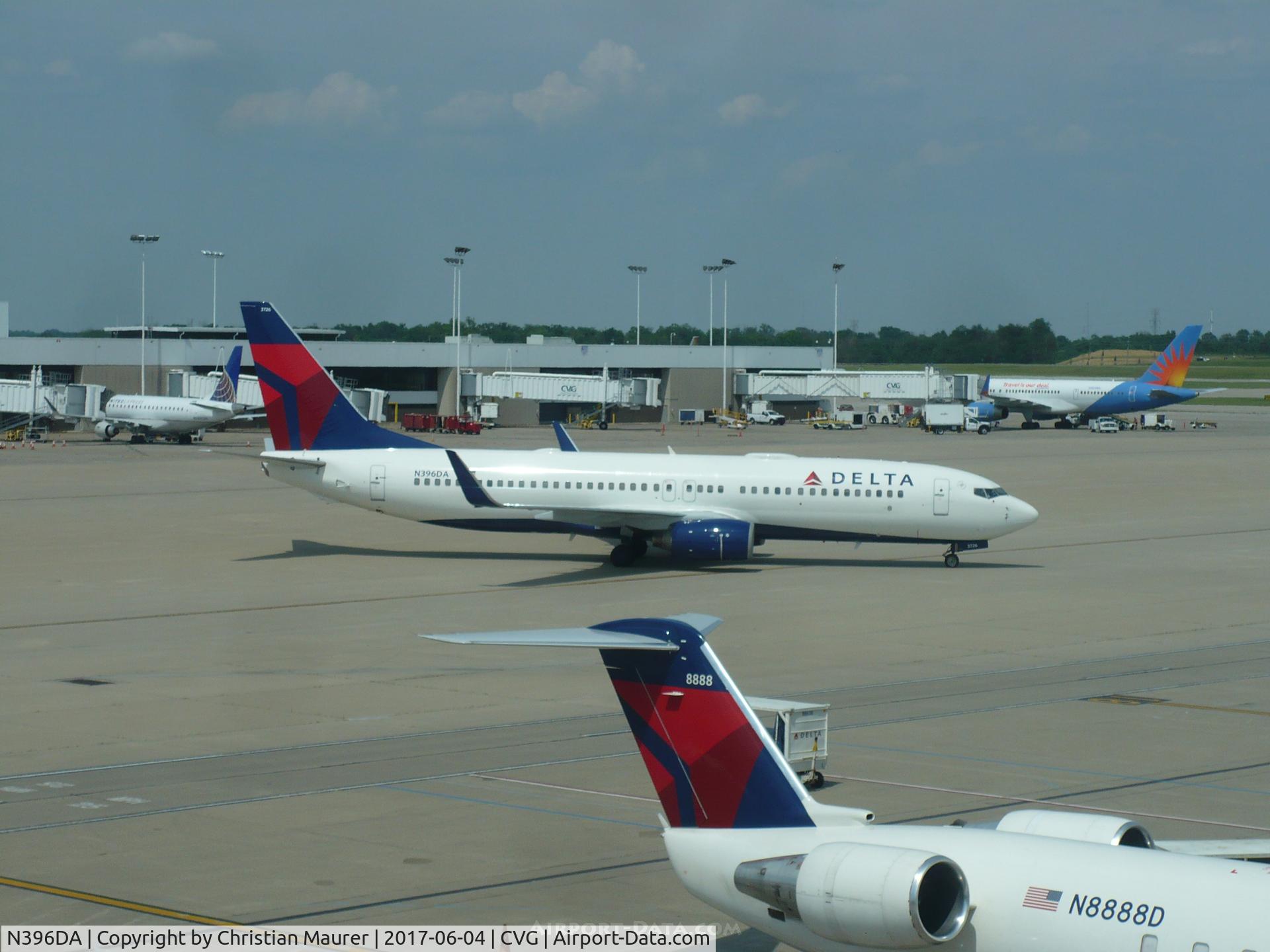 N396DA, 2000 Boeing 737-832 C/N 30378, Delta Boeing 737-800