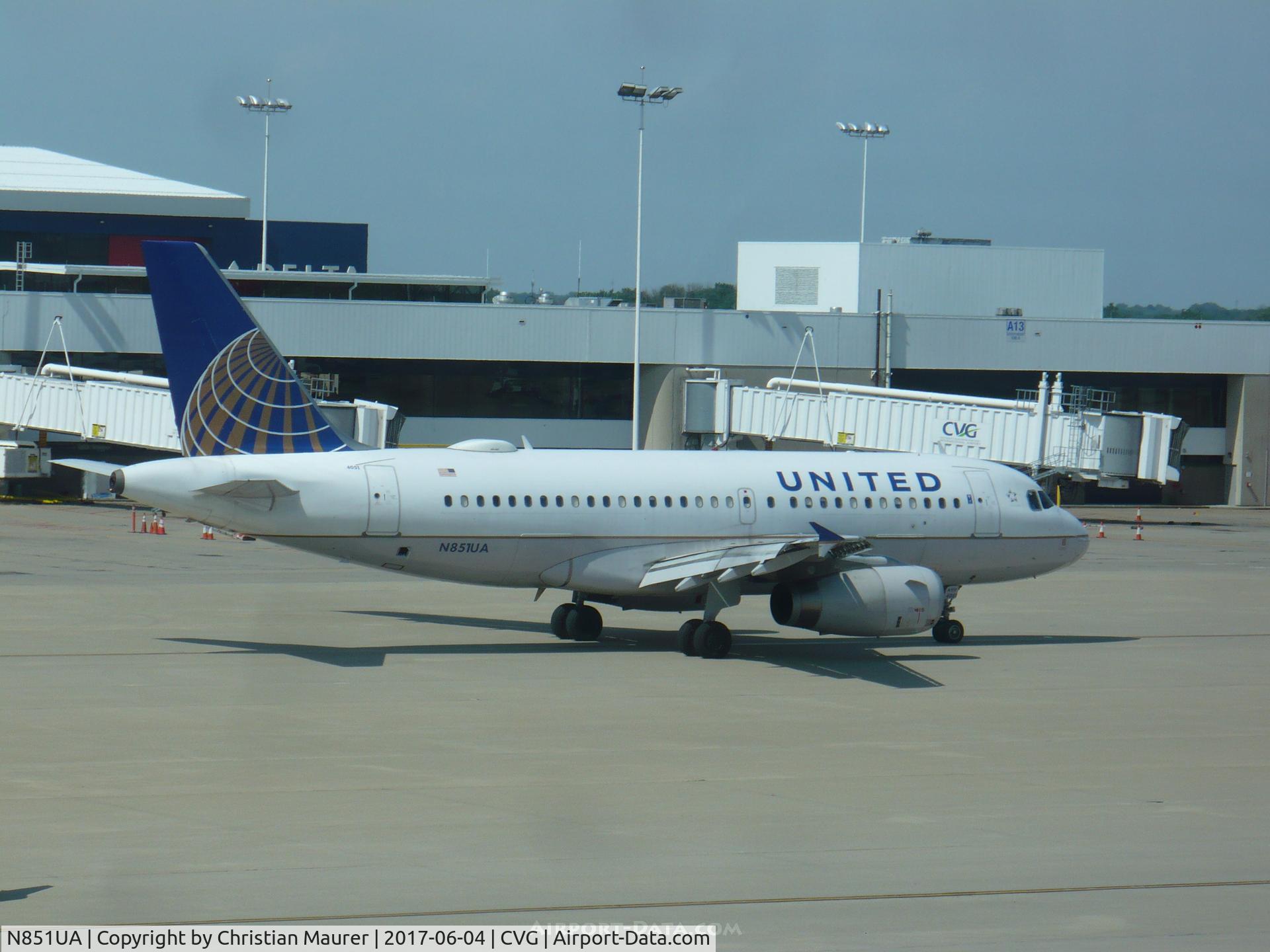 N851UA, 2002 Airbus A319-131 C/N 1664, Airbus A319