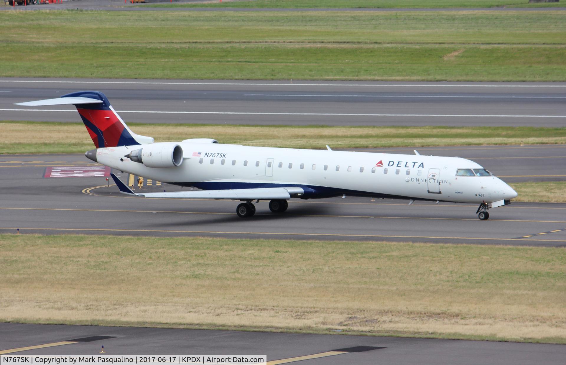 N767SK, 2005 Bombardier CRJ-702 (CL-600-2C10) Regional Jet C/N 10233, CL-600-2C10