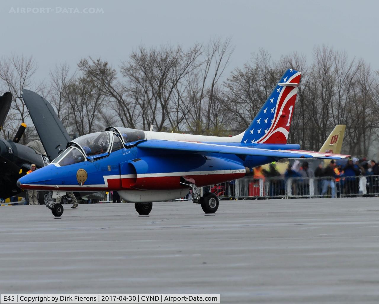 E45, Dassault-Dornier Alpha Jet E C/N E45, Leaving dispersal area for the runway for there demonstration.