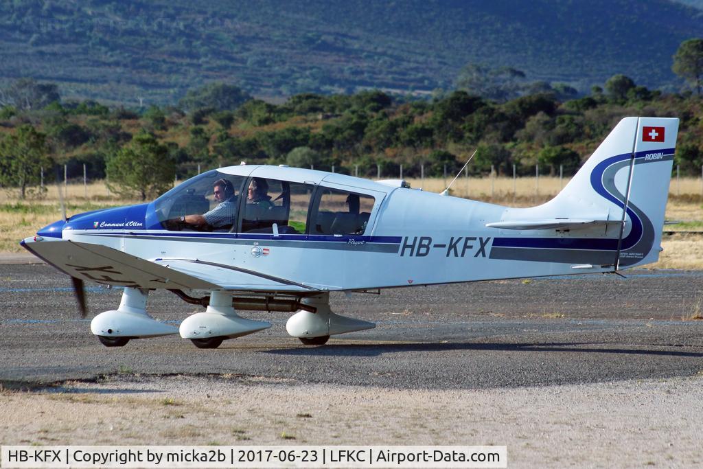 HB-KFX, 2003 Robin DR-400-180 Regent Regent C/N 2556, Taxiing