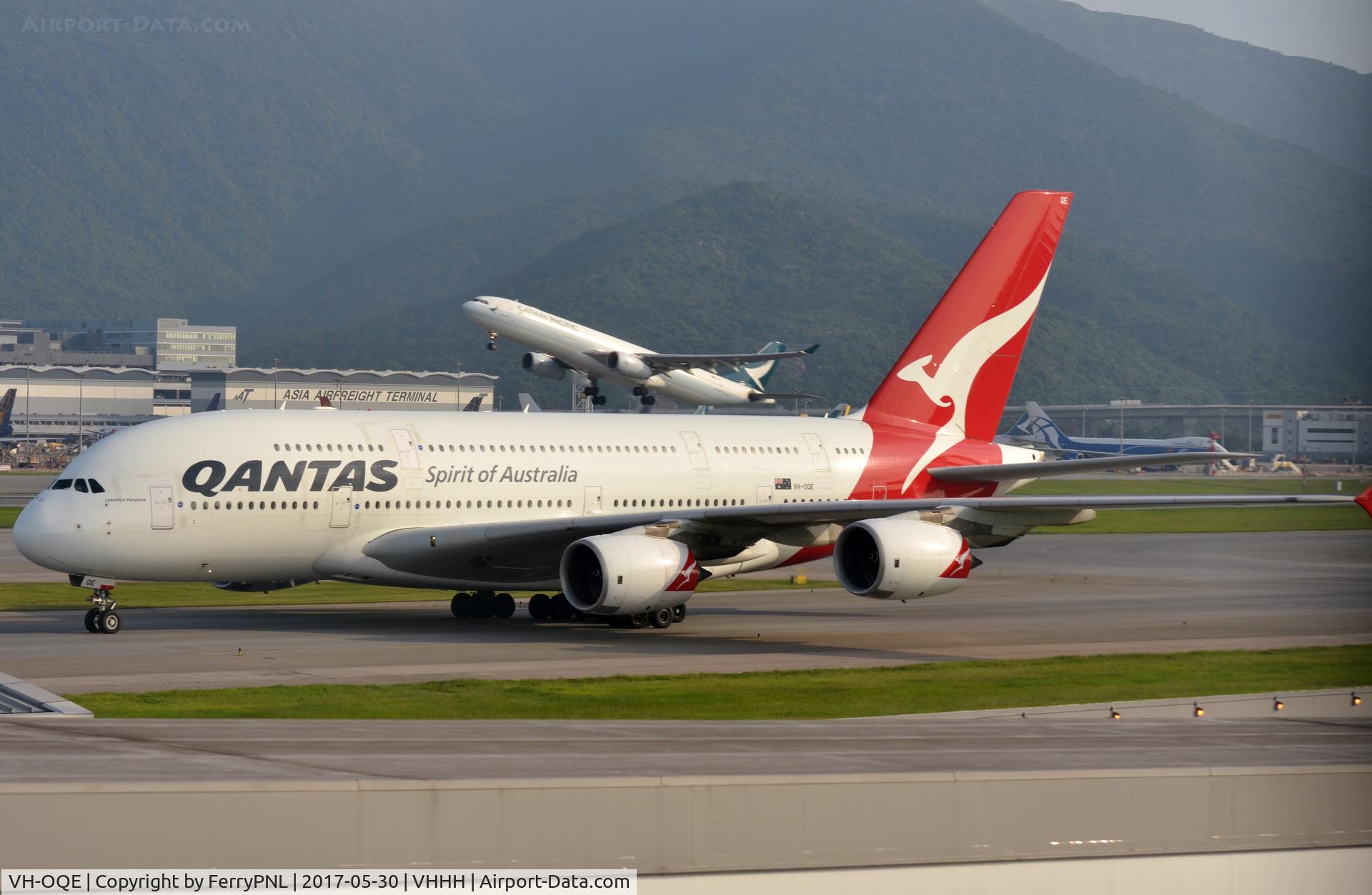 VH-OQE, 2009 Airbus A380-842 C/N 027, Arrival of Qantas A388