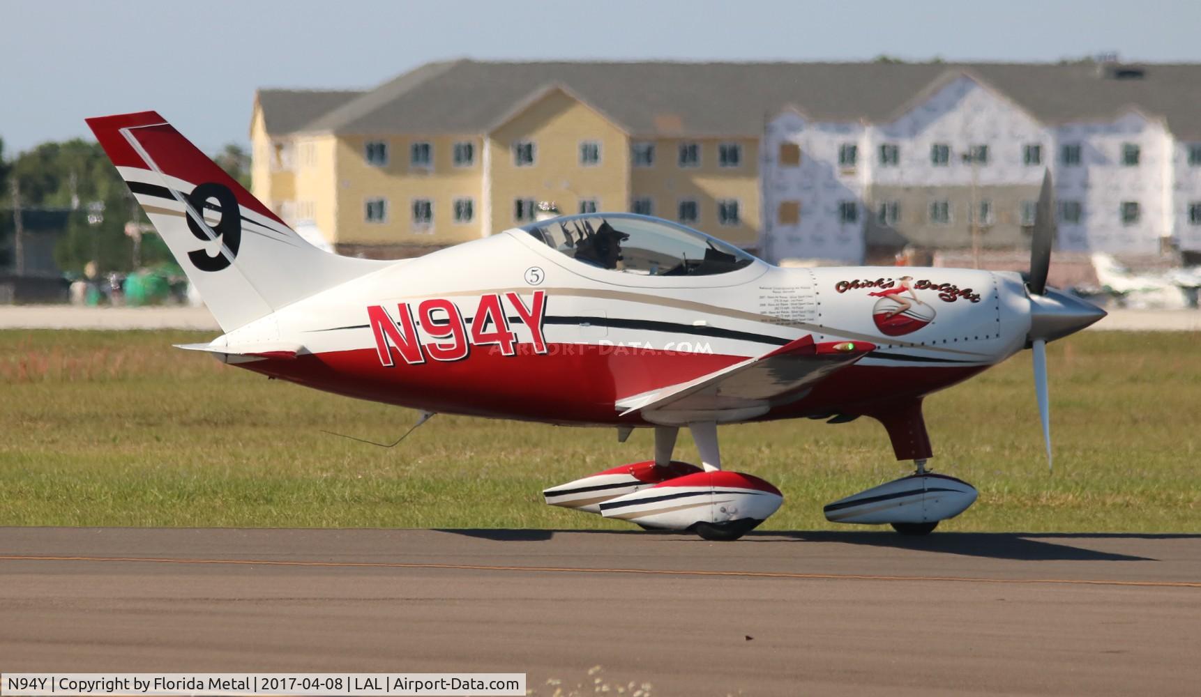 N94Y, 1995 Questair Venture 20 C/N 0044,  Venture 20