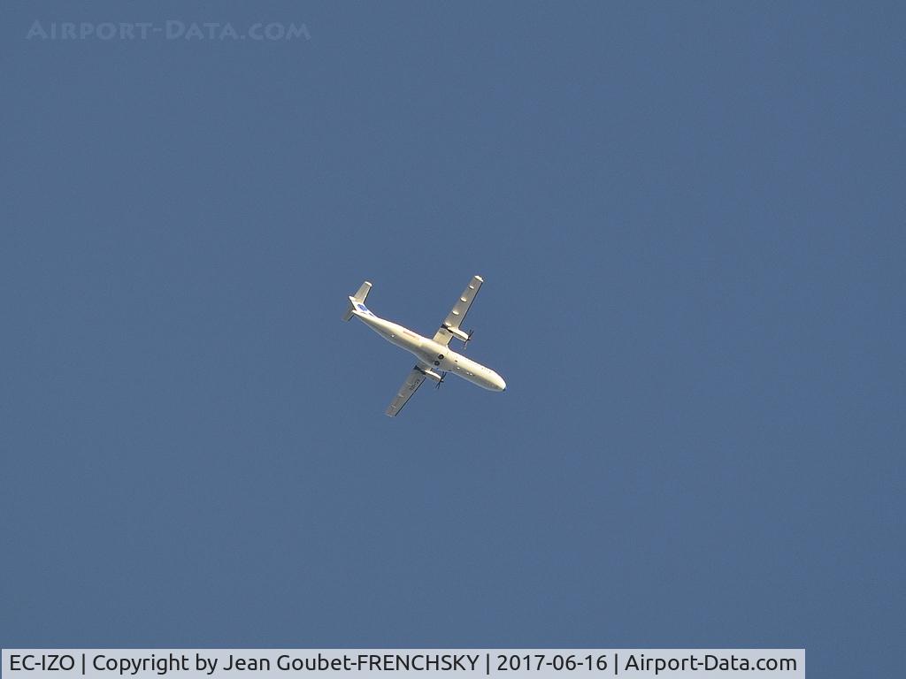 EC-IZO, 2004 ATR 72-202 C/N 711, CanaryFly PM766 Lanzarote (ACE) to Las Palmas (LPA) above Playa Blanca