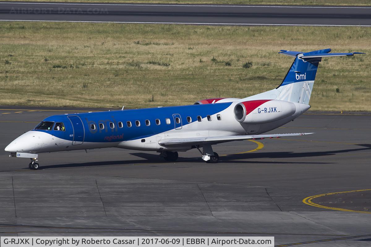 G-RJXK, 2001 Embraer ERJ-135ER (EMB-135ER) C/N 145494, Brussels