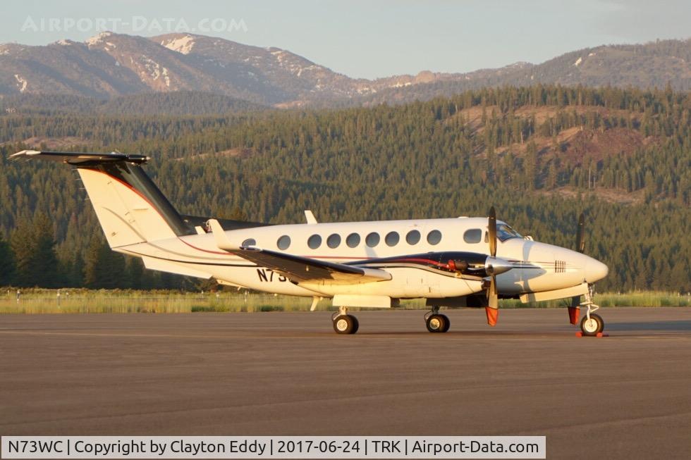 N73WC, 1996 Beech B300 King Air C/N FL-135, Truckee airport California. 2017.