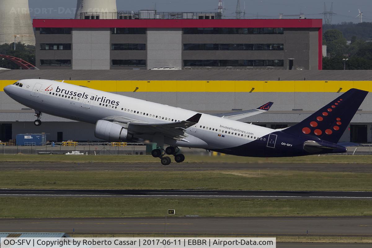 OO-SFV, 1995 Airbus A330-322 C/N 095, Brussels