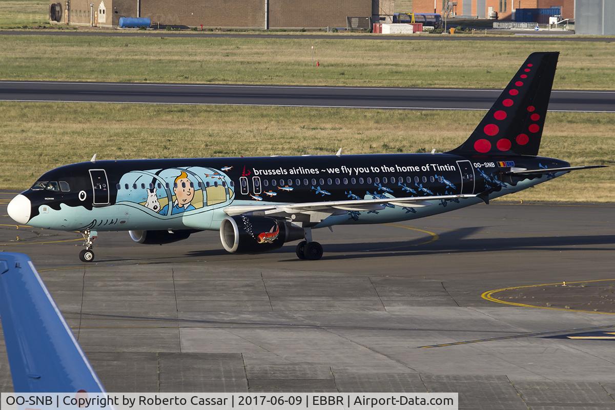 OO-SNB, 2001 Airbus A320-214 C/N 1493, Brussels